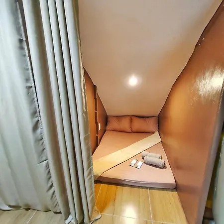 Mactan Airport Hostel At Aashvi Cozy Cabin